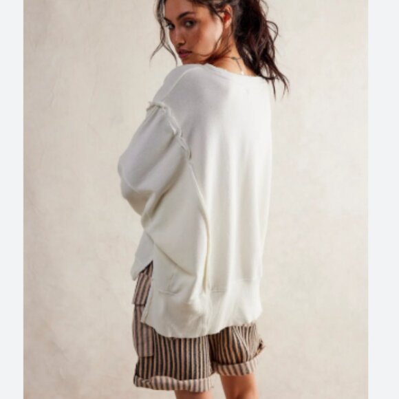 NWT "XS" Oversized We The Free Camden Sweatshirt - Picture 3 of 5